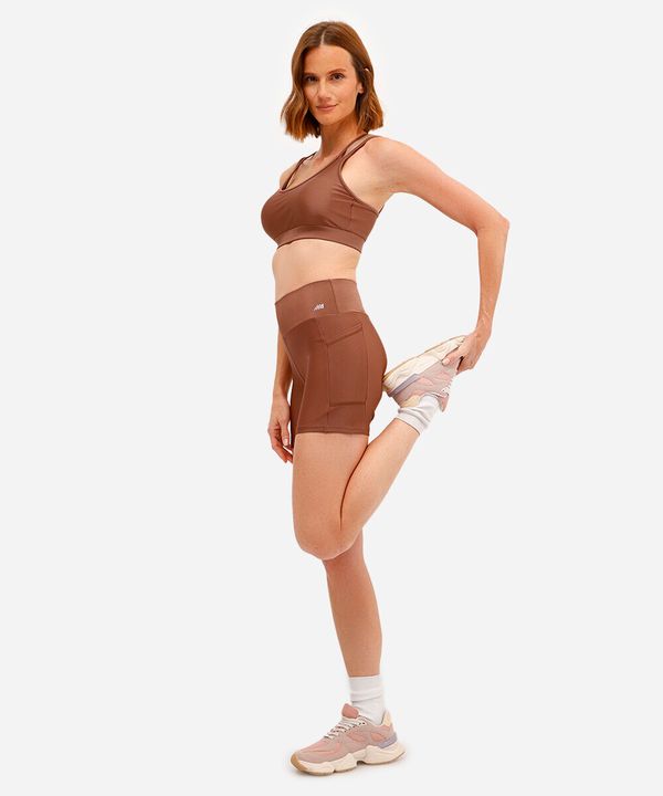 bermuda brilho com bolso cintura alta esportiva bronze GG