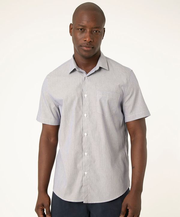 camisa manga curta comfort com bolso azul médio GG