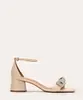 sandália salto médio laço com strass vizzano off white 38