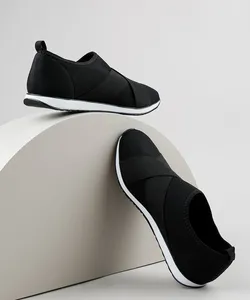 Tênis Feminino Via Uno Knit Esportivo com Elástico Cruzado Preto 39