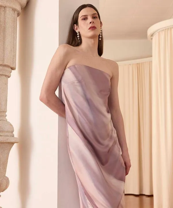 vestido longo acetinado sem alça mindset gabriella garcia colorido M