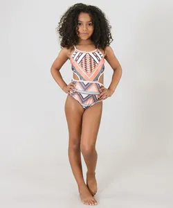 Maiô Infantil Tal Mãe Tal Filha Cia. Marítima Estampado Étnico com Proteção UV50+ Coral 6