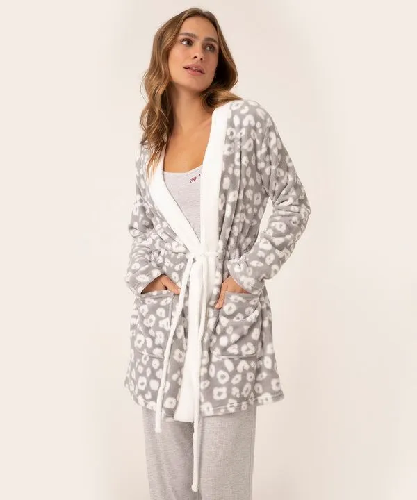 roupão de fleece animal print cinza GG