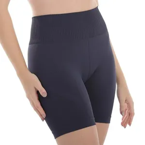 Bermuda Fitness Sem Costura Azul Sky