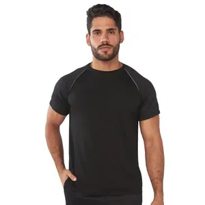 T-Shirt Raglan Com Vivo Na Manga Preto