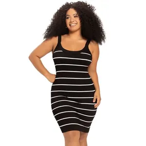 Vestido Sem Costura Canelado Pt/Listra Branca