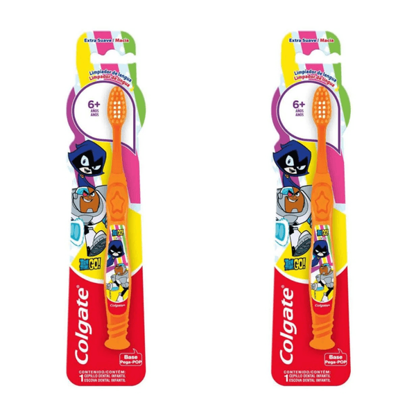 Kit com 2 Unidades de Escova Dental Infantil 6+ Teen Titans Colgate