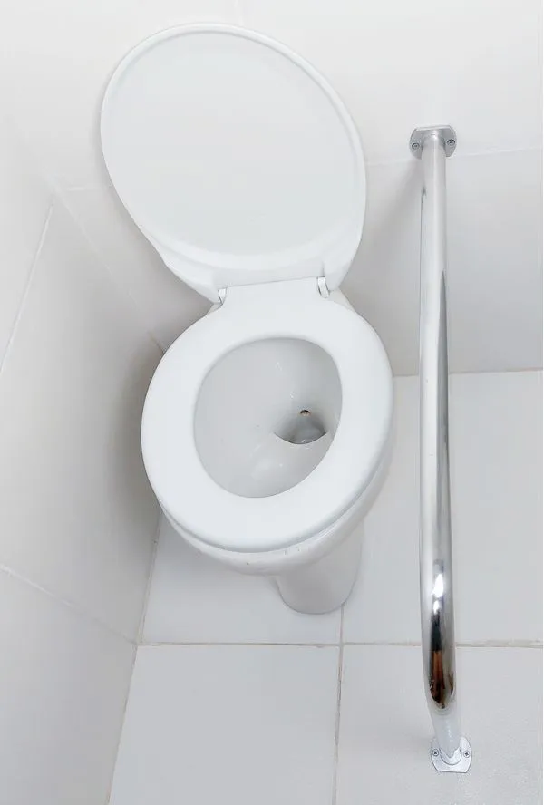 Barra De Apoio Para Vaso Sanitário 60x70 Corrimão L Em Alumínio