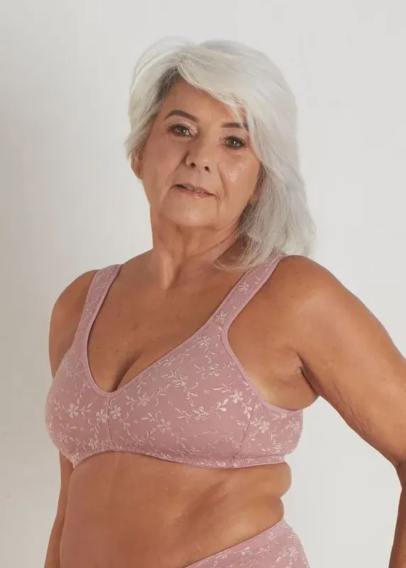 Sutiã Cobertura Total Sem Bojo Sem Aro Em Microfibra Trabalhada Fio Lycra Merlot ROSE PASSÉ 52
