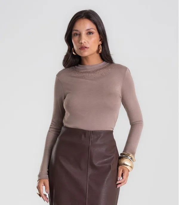 Blusa Feminina Manga Longa em Visco Tricot Endless Marrom P