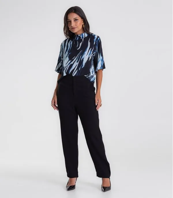 Calça Feminina em Viscose Dobby Endless Preto M