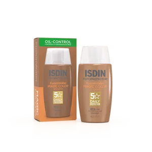 Protetor Solar Facial ISDIN Fusion Water Color FPS50 Cor Escura 50ml