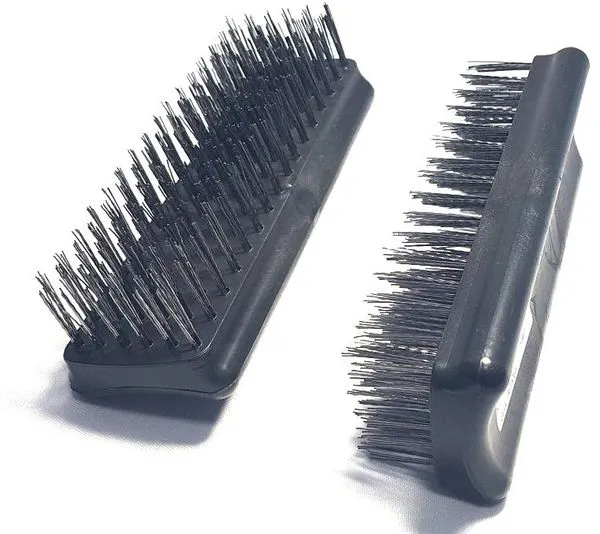 Escova Manual de Aço 16x6mm com Fio 0,5mm sem Cabo Base Plástica Uso Geral 1780 - Abrasfer