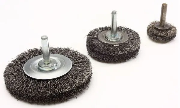 Escova circular aço 75 x 13 mm haste 6 mm fio 0,20 mm - ABRASFER