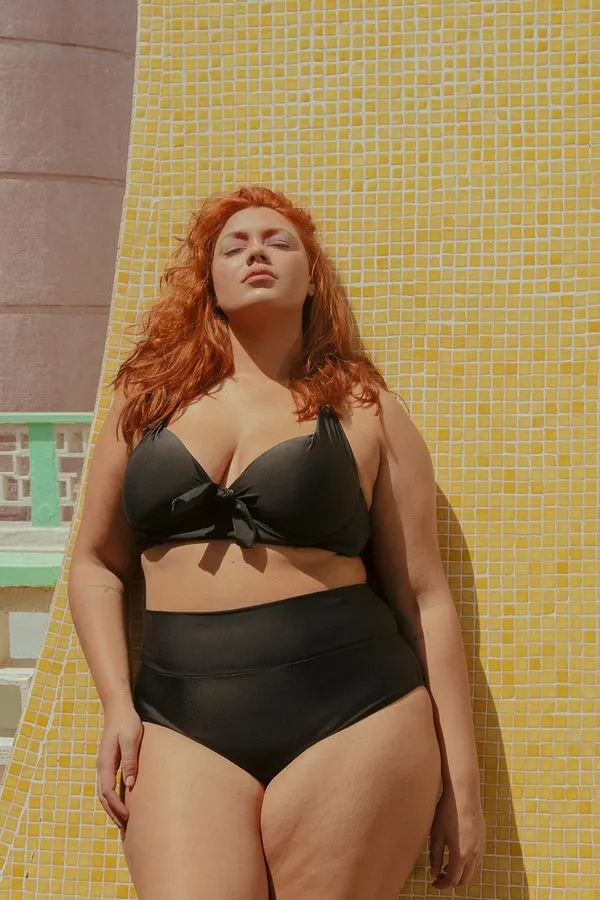 Top com Bojo Laço Plus Size Preto-EXG