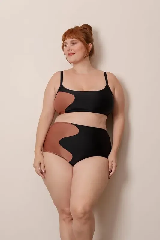 Hot Pants Puzzle Plus Size Marrom-G
