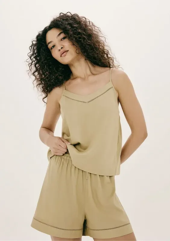 Pijama Curto Feminino Com Renda - Bege XP