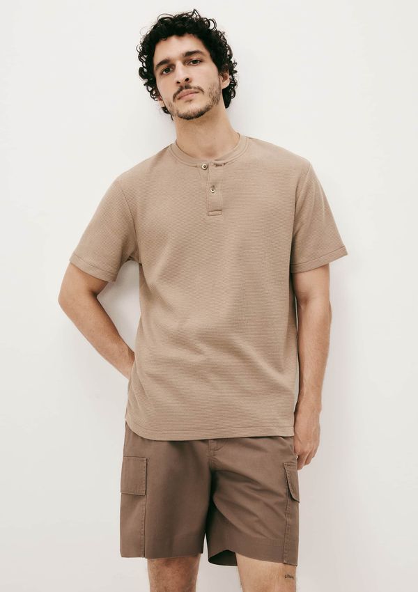 Camiseta Masculina Henley Texturizada - Marrom M