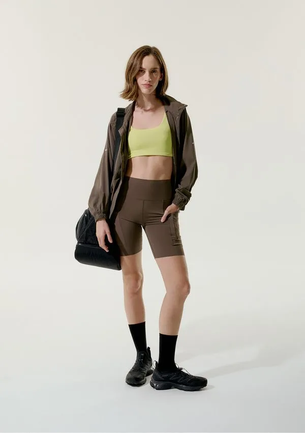 Bermuda Ciclista Feminina 6 Bolsos Com Corte A Laser - Marrom P