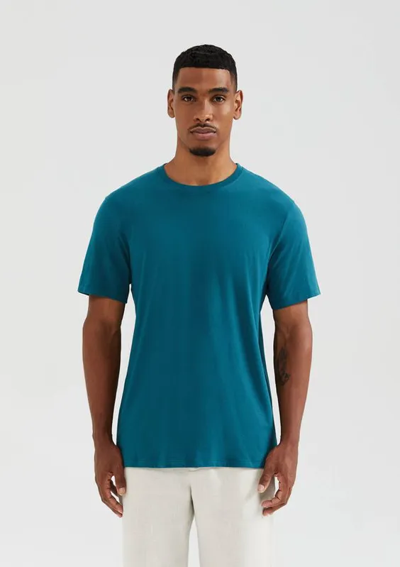 Camiseta Básica Unissex Manga Curta Regular World - Verde P