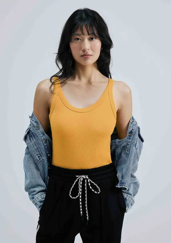 Regata Básica Feminina Slim Rib - Laranja XP