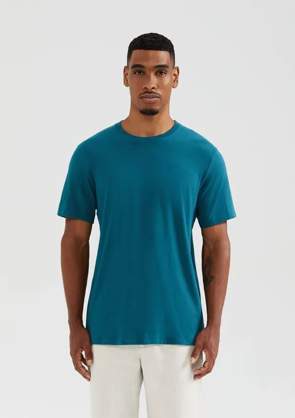 Camiseta Básica Unissex Manga Curta Regular World - Verde G