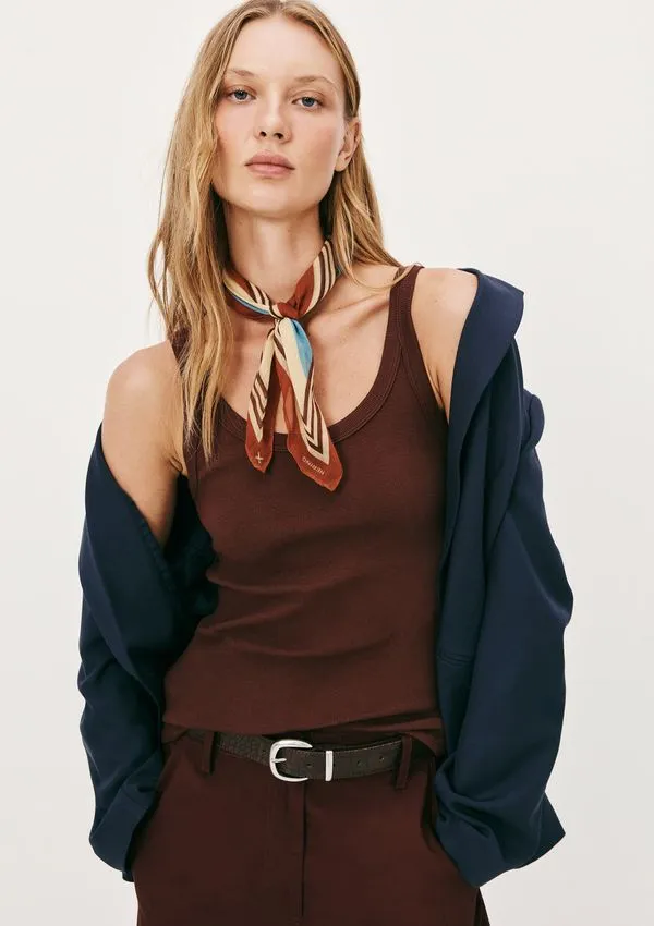 Regata Básica Feminina Slim Rib - Vinho P