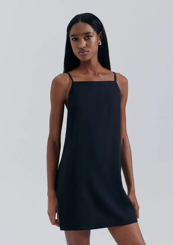 Vestido Curto Em Viscolinho - Preto XG