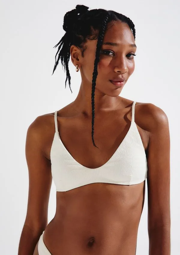 Top Biquíni Triângulo Texturizado Com Fio LYCRA® - Branco P