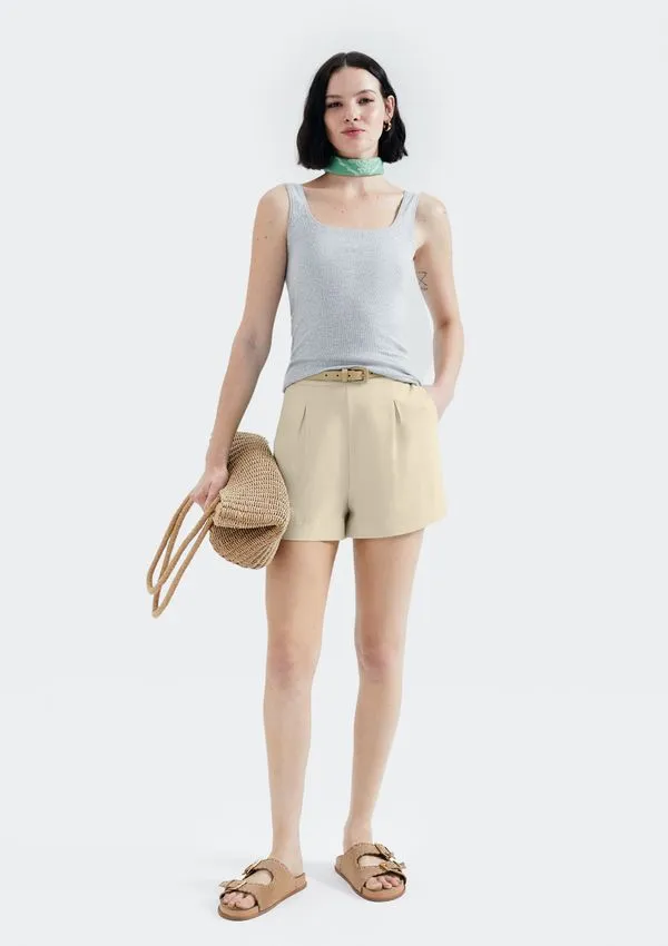 Shorts Feminino Cintura Alta Em Alfaiataria - Creme M