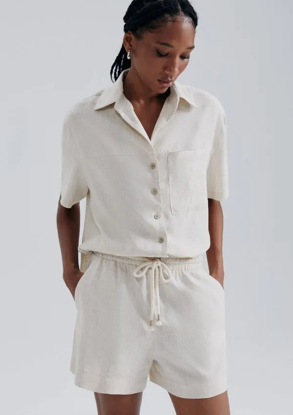 Shorts Feminino Em Viscolinho - Bege P