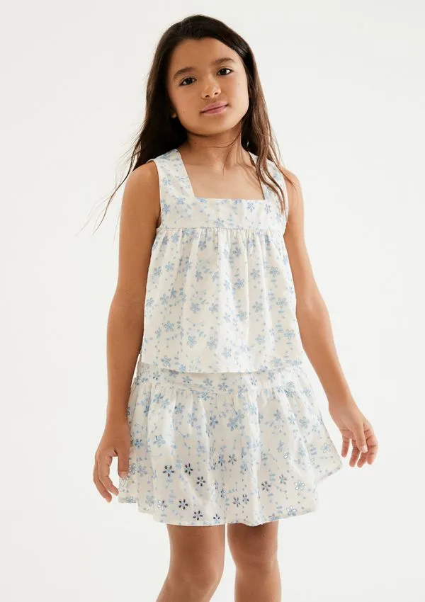 Regata Infantil Menina Bordada - Creme 010