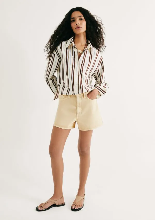 Shorts Feminino Cintura Média Em Sarja - Amarelo 034