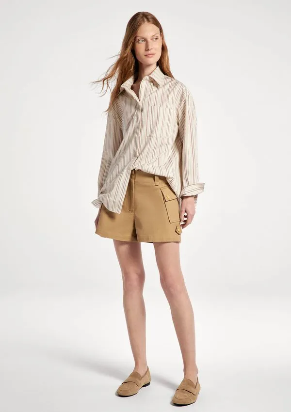Shorts Feminino Evasê Em Gabardine - Bege 038