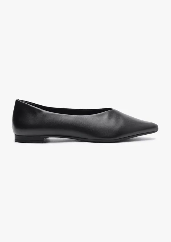 Sapatilha Bico Fino - Preto 036