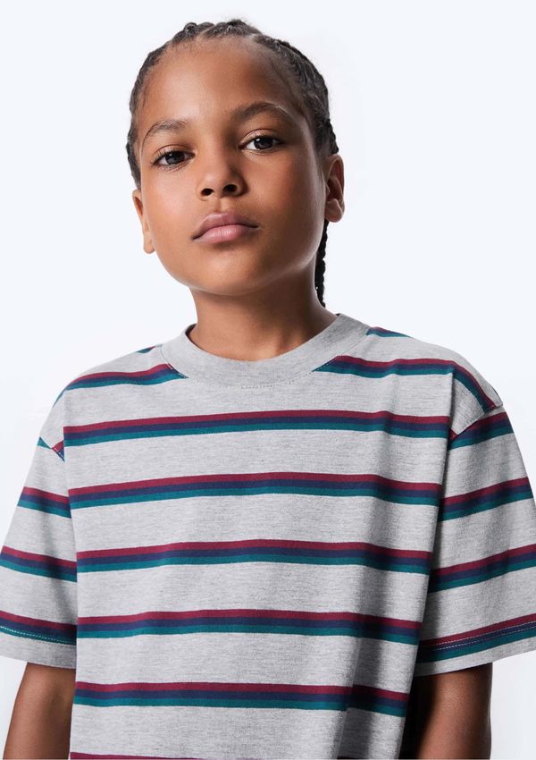 Camiseta Infantil Oversized Em Tecido Fio Tinto - Cinza 008