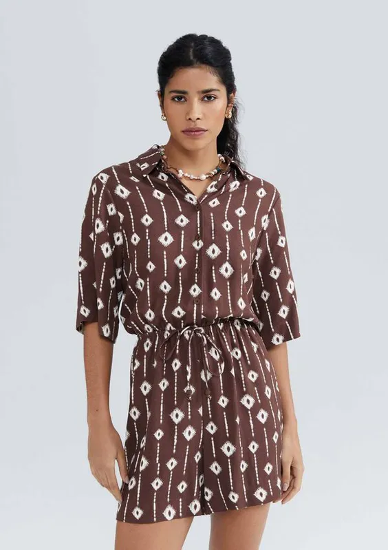 Macacão Curto Feminino Estampado - Marrom G