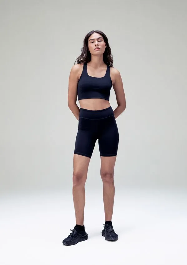 Bermuda Esportiva Feminina Biker com Fio LYCRA® - Preto P
