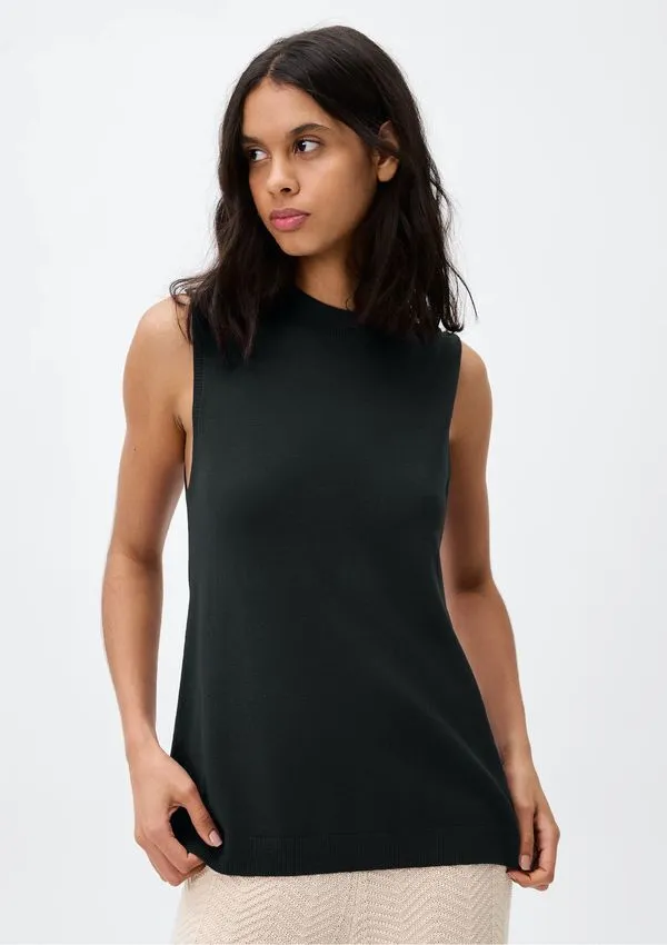Regata Feminina Gola Alta Em Tricô Leve - Preto M