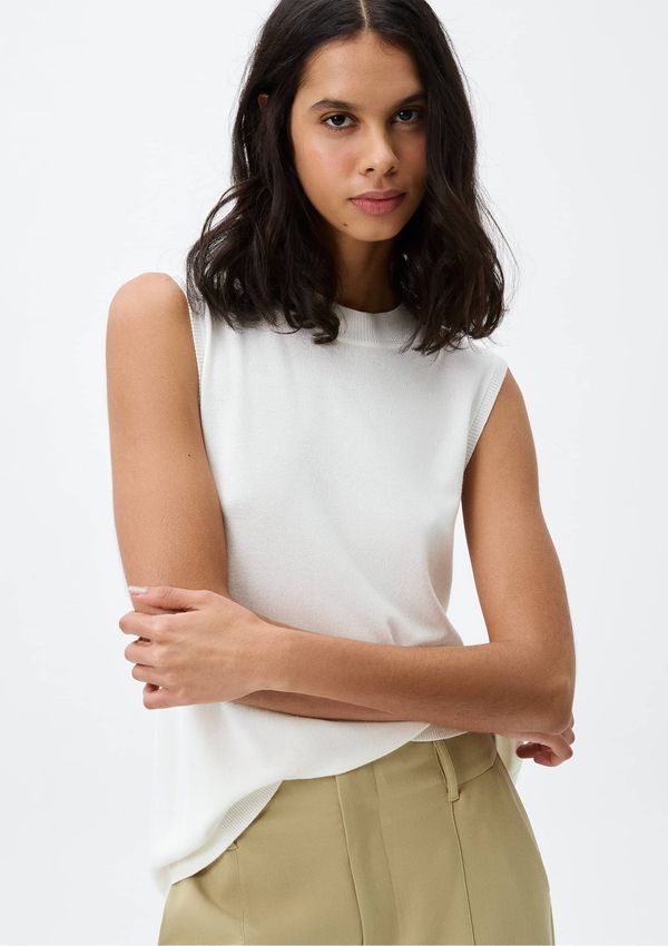 Regata Feminina Gola Alta Em Tricô Leve - Off white P