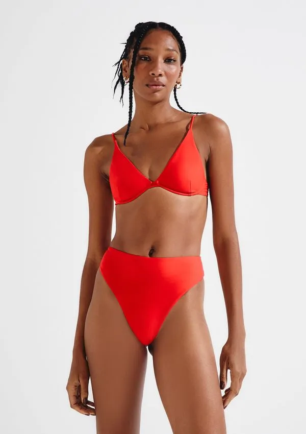 Calcinha Biquíni Cintura Alta Com Fio LYCRA® - Vermelho M