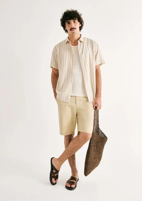 Bermuda Básica Masculina Chino - Bege 050