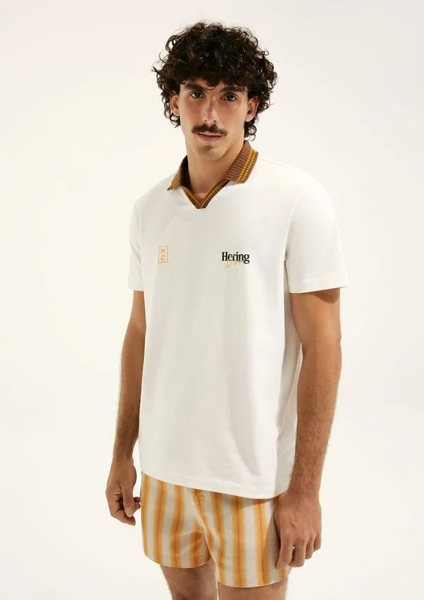 Camisa Polo Relaxed Com Bordado Hering + Cosmo - Off white G