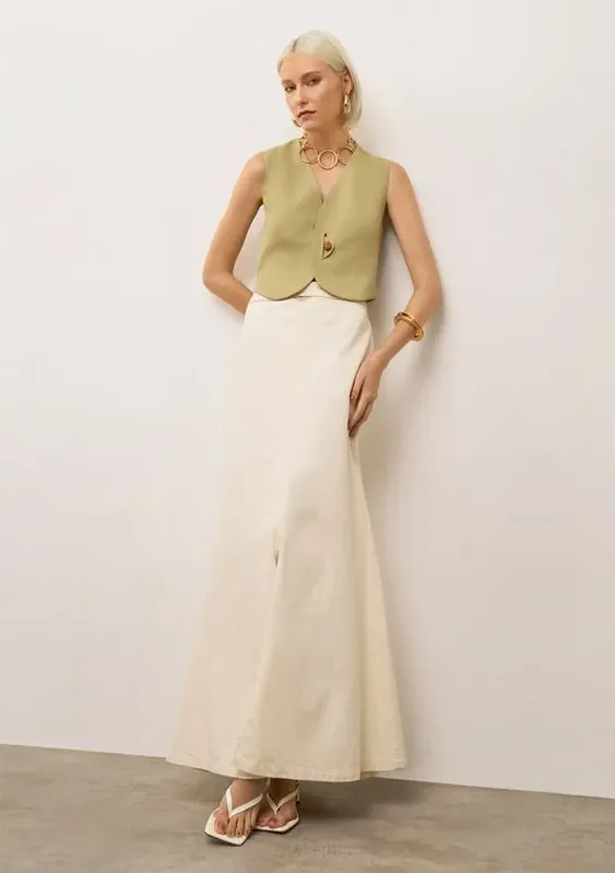 Saia Iódice Evasê Alta Midi Off White 44