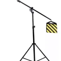 Tripé Para Iluminação Com Girafa Greika Ls-523