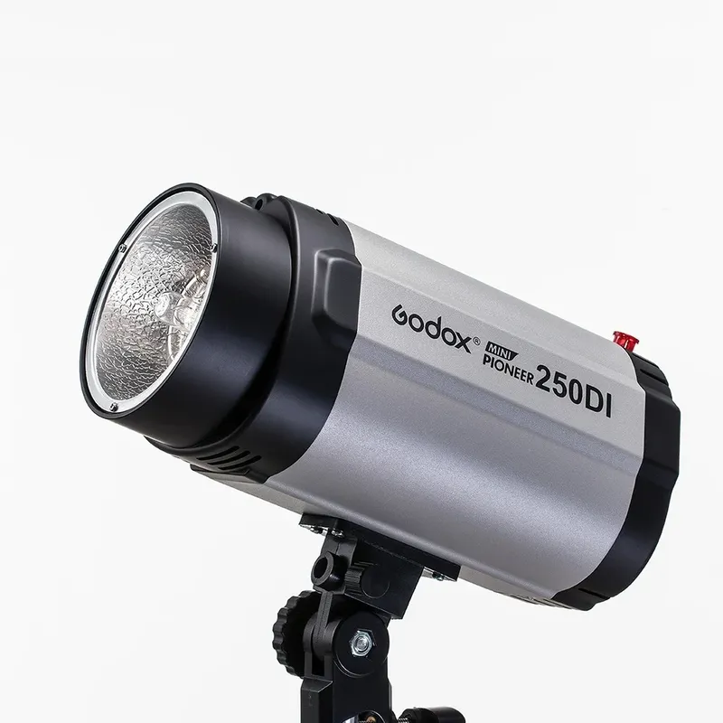 Flash Tocha 250w Godox 250di Profissional Pioneer 220v