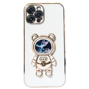 Capa Com Suporte De Astronauta Galvanizado Compatível Com Iphone Modelo:15;cor:branco.