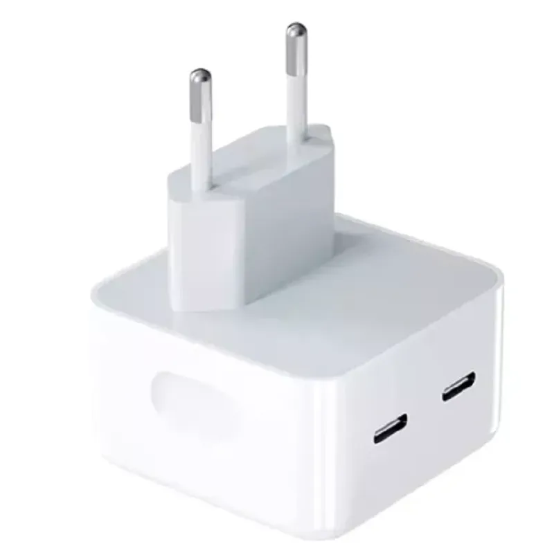 Fonte Carregador Turbo Tipo C Com 2 Entradas Para Android E Iphone 7,8,x,xr,11,12,13,14,15 E 16