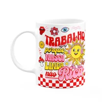 Caneca Divertida Vibes - Trabalho Pq Nasci Linda, Não Rica