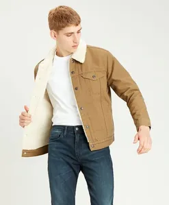 Jaqueta Levi's® Type 3 Sherpa Trucker Jaqueta Levi's® Sherpa Trucker Marrom - M USA | M BR